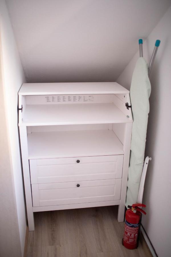 80qm - 4 - Private Parking - Keller-basement - Mallibase Appartement Hanovre