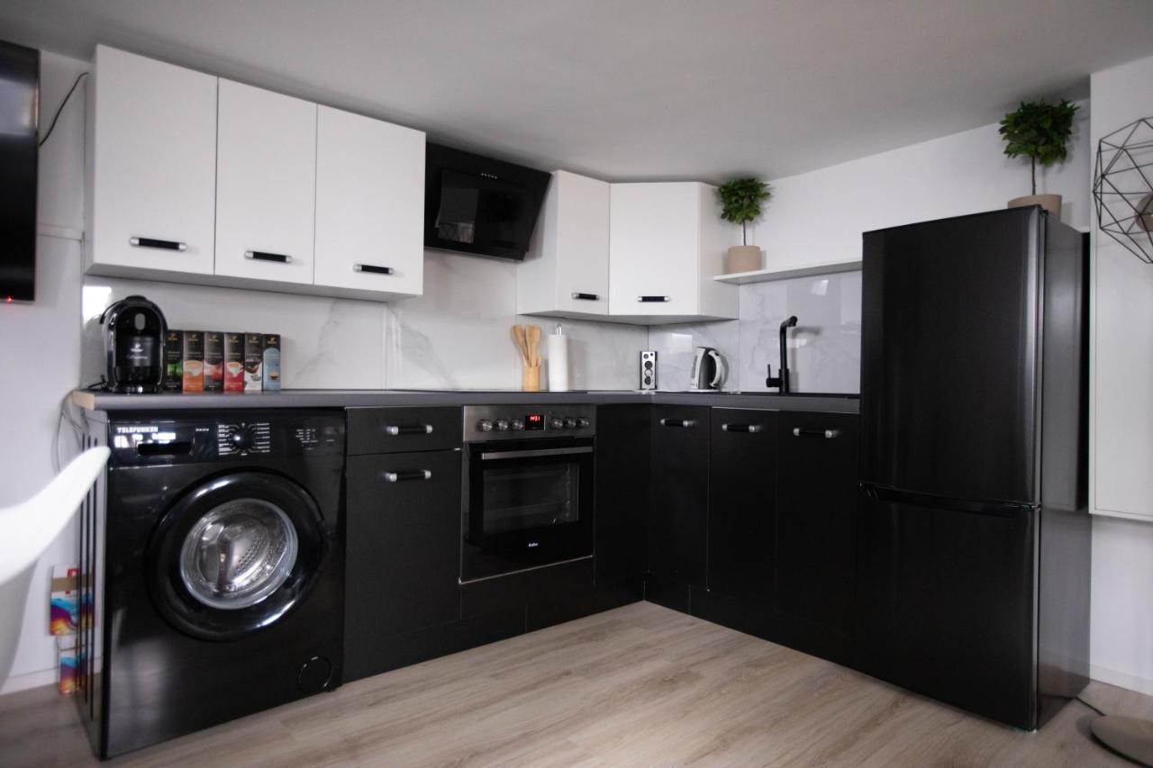 80qm - 4 - Private Parking - Keller-basement - Mallibase